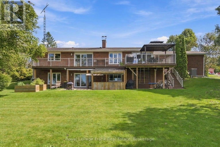 61 BLUEWATER AVENUE, Kawartha Lakes (Lindsay), Ontario, K9V0K6