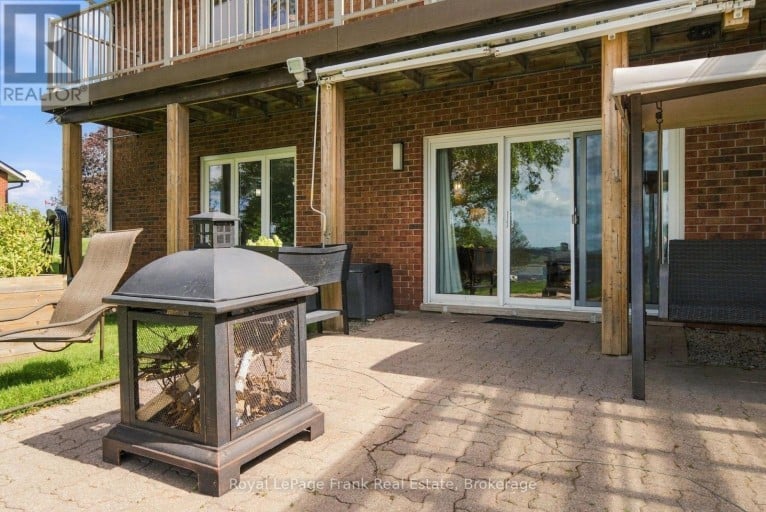 61 BLUEWATER AVENUE, Kawartha Lakes (Lindsay), Ontario, K9V0K6
