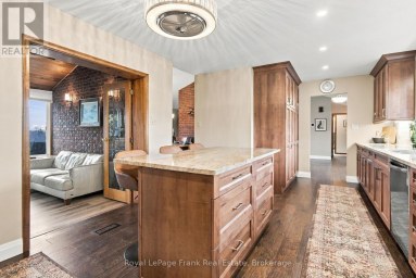 61 BLUEWATER AVENUE Kawartha Lakes (Lindsay) Ontario photo 8