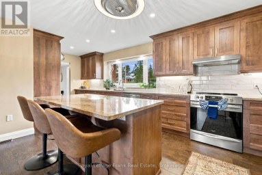 61 BLUEWATER AVENUE Kawartha Lakes (Lindsay) Ontario photo 9