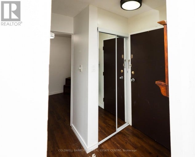 404 - 1690 VICTORIA PARK AVENUE, Toronto (Victoria Village), Ontario, M1R1R1