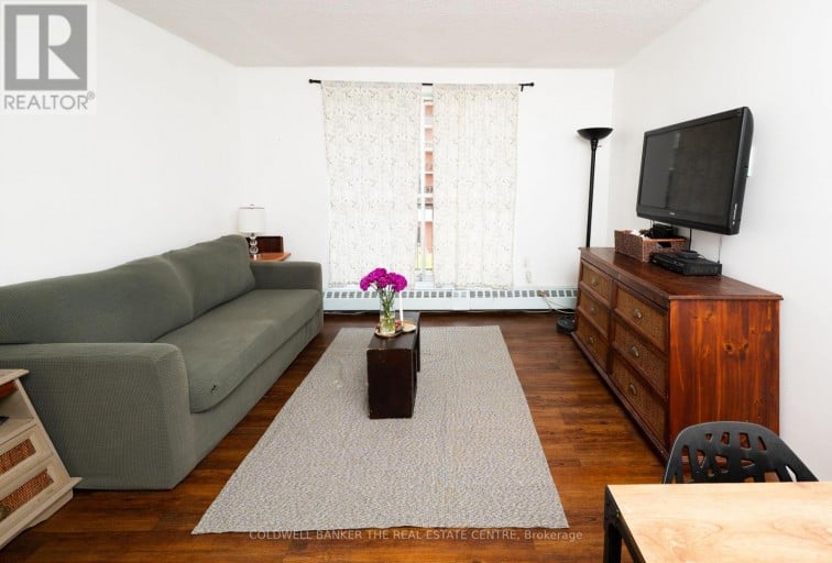404 - 1690 VICTORIA PARK AVENUE, Toronto (Victoria Village), Ontario, M1R1R1