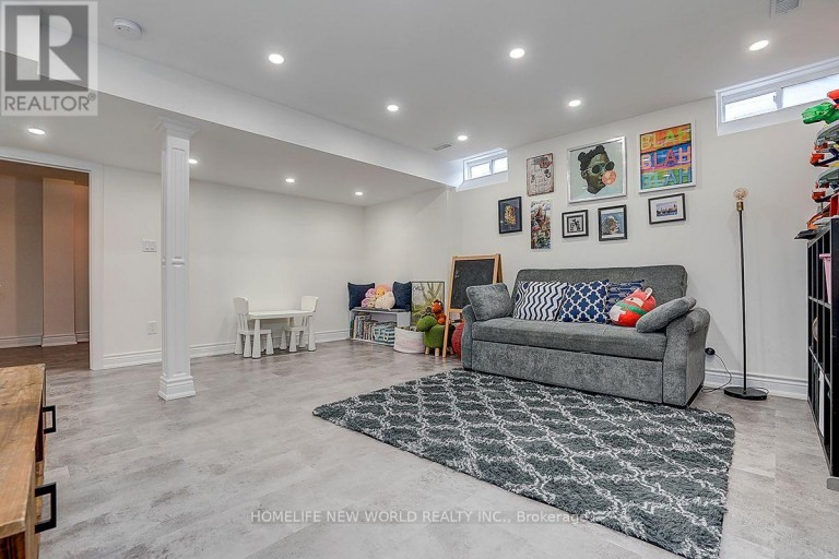 39 JAMES PARROTT AVENUE, Markham (Wismer), Ontario, L6E0J8