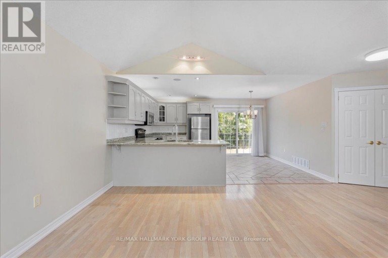 45 HIGHCASTLE AVENUE, Georgina (Historic Lakeshore Communities), Ontario, L4P4B5