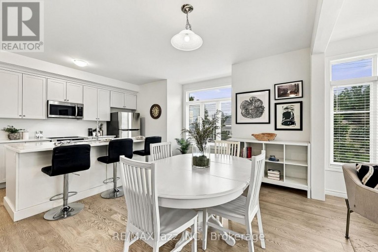 3 SHAND LANE, Scugog (Port Perry), Ontario, L9L0C7