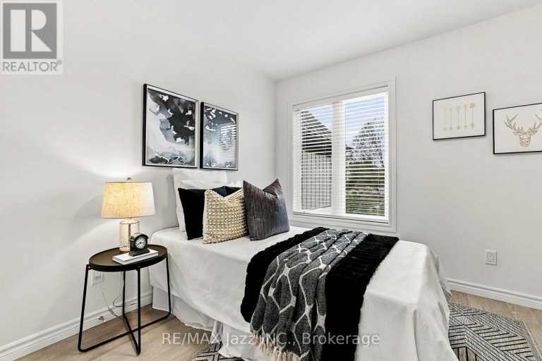 3 SHAND LANE, Scugog (Port Perry), Ontario, L9L0C7