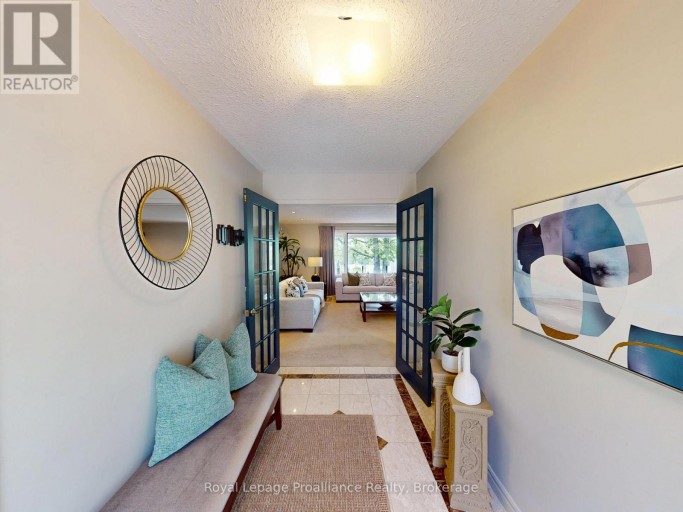100 BAY BREEZE STREET, Prince Edward County (Ameliasburg Ward), Ontario, K8N4Z7