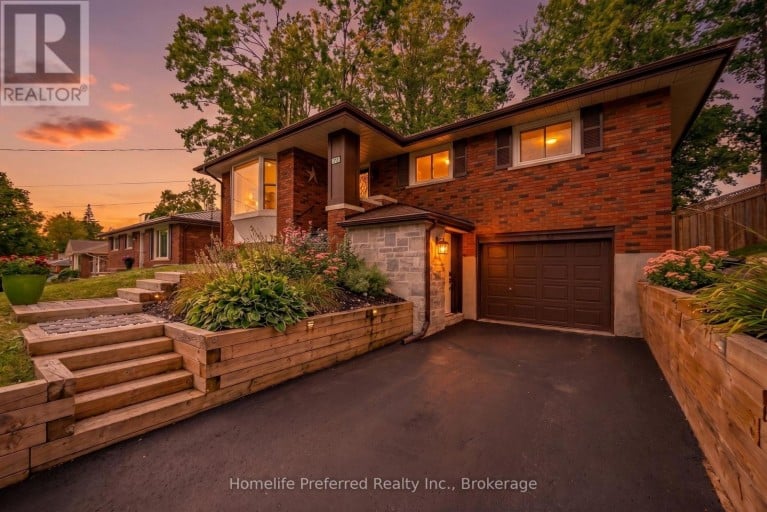 313 LINDAN AVENUE, Selwyn, Ontario, K9L1K8