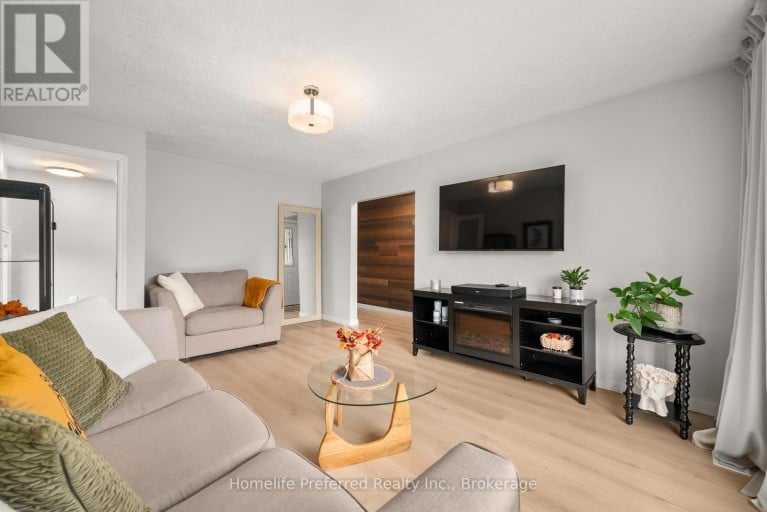 313 LINDAN AVENUE, Selwyn, Ontario, K9L1K8
