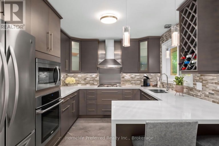 313 LINDAN AVENUE, Selwyn, Ontario, K9L1K8