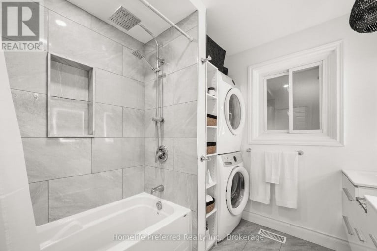 313 LINDAN AVENUE, Selwyn, Ontario, K9L1K8