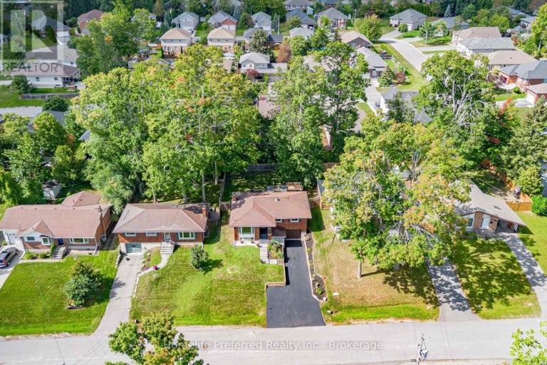 313 LINDAN AVENUE, Selwyn, Ontario, K9L1K8