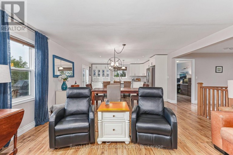 121 ERIE STREET, Collingwood, Ontario, L9Y1P5