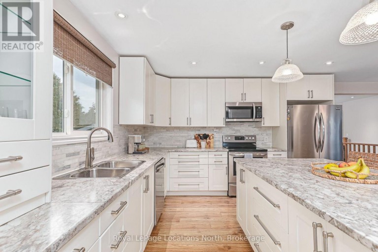 121 ERIE STREET, Collingwood, Ontario, L9Y1P5