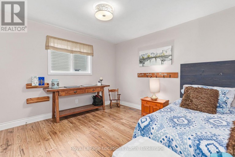 121 ERIE STREET, Collingwood, Ontario, L9Y1P5