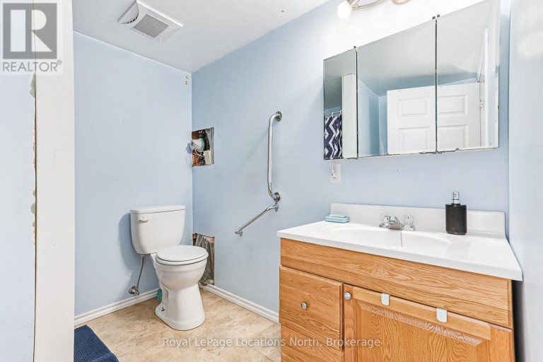 121 ERIE STREET, Collingwood, Ontario, L9Y1P5