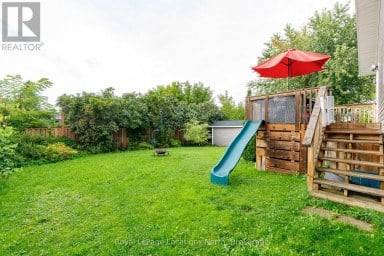 121 ERIE STREET Collingwood Ontario photo 42