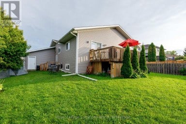 121 ERIE STREET Collingwood Ontario photo 46