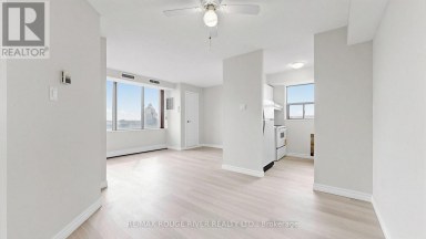 1003 - 5580 SHEPPARD AVENUE E Toronto (Malvern) Ontario photo 7