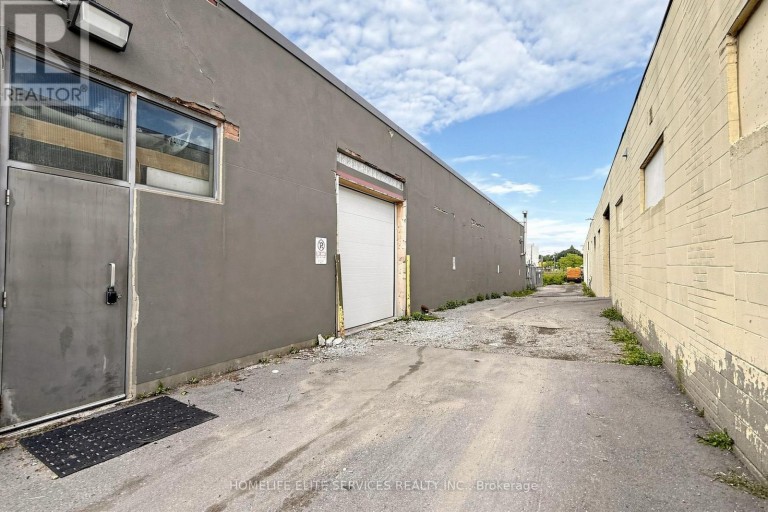 75 HOWDEN ROAD, Toronto (Wexford-Maryvale), Ontario, M1R3C7