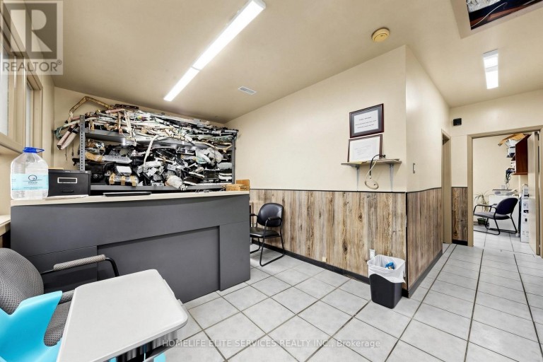 75 HOWDEN ROAD, Toronto (Wexford-Maryvale), Ontario, M1R3C7