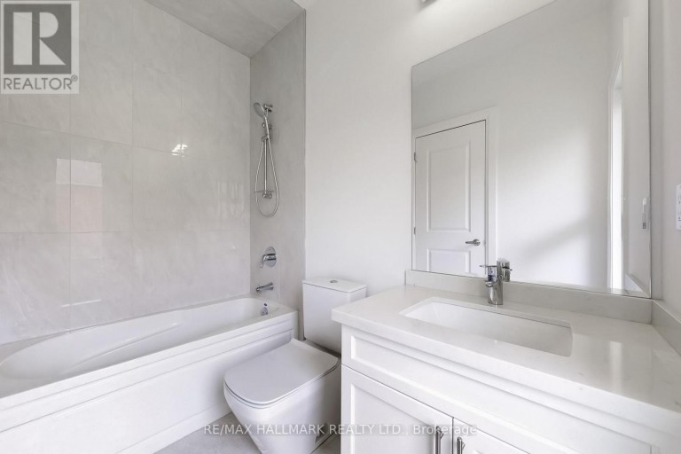 51A PUCCINI DRIVE, Richmond Hill (Oak Ridges), Ontario, L4E2Y6