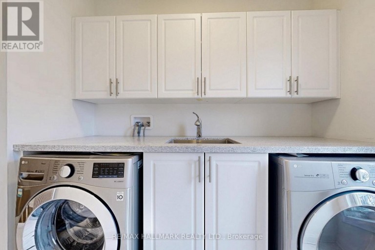 51A PUCCINI DRIVE, Richmond Hill (Oak Ridges), Ontario, L4E2Y6