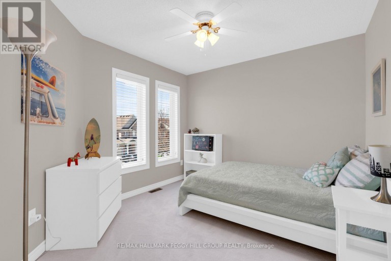 5 MAGNA CARTA ROAD, Barrie (Innis-Shore), Ontario, L4M7H9