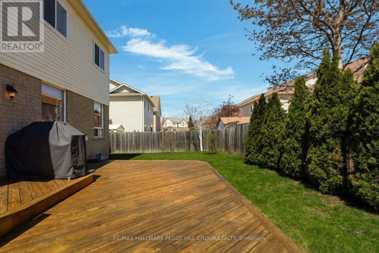 5 MAGNA CARTA ROAD, Barrie (Innis-Shore), Ontario, L4M7H9
