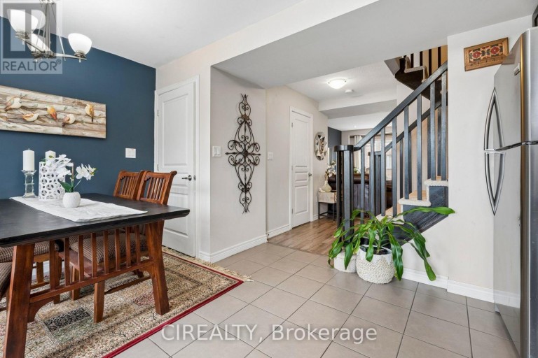 12 - 201 WESTBANK TRAIL, Hamilton (Stoney Creek Mountain), Ontario, L8J0H4