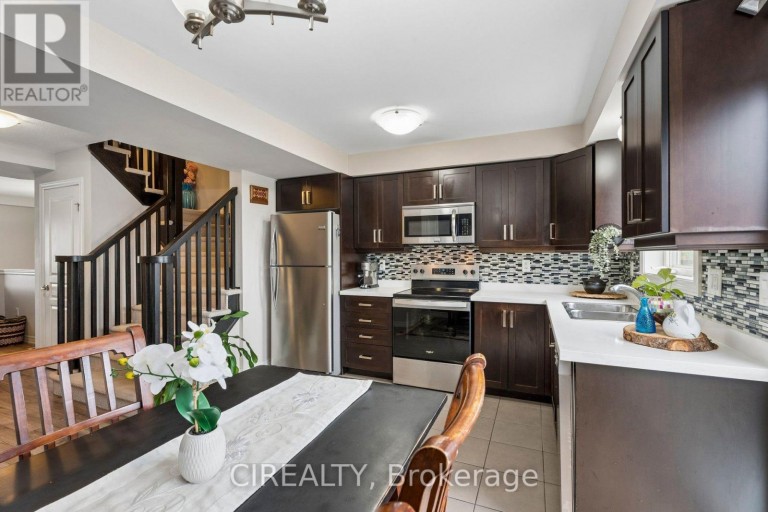 12 - 201 WESTBANK TRAIL, Hamilton (Stoney Creek Mountain), Ontario, L8J0H4