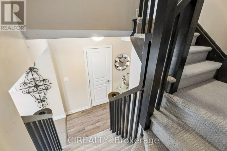 12 - 201 WESTBANK TRAIL, Hamilton (Stoney Creek Mountain), Ontario, L8J0H4