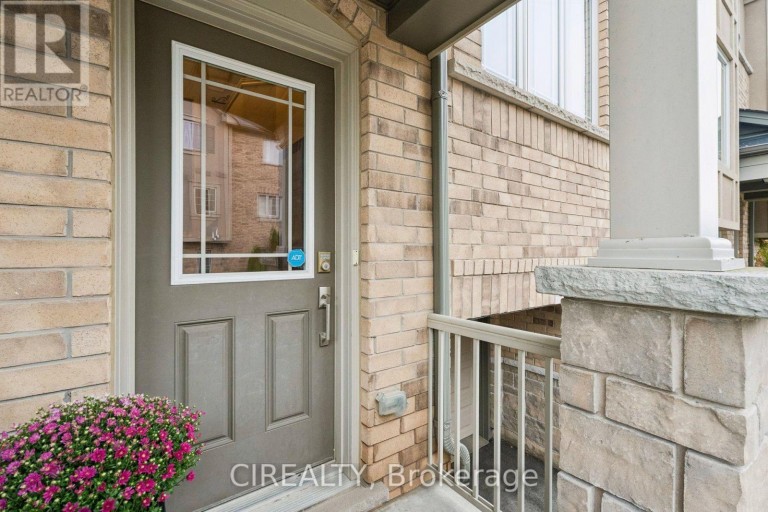 12 - 201 WESTBANK TRAIL, Hamilton (Stoney Creek Mountain), Ontario, L8J0H4