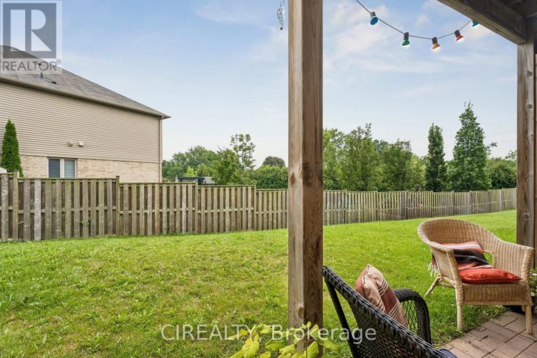 12 - 201 WESTBANK TRAIL, Hamilton (Stoney Creek Mountain), Ontario, L8J0H4