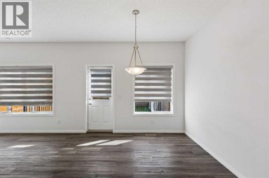 22 Lucas Terrace NW Calgary Alberta photo 10