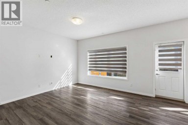 22 Lucas Terrace NW Calgary Alberta photo 12