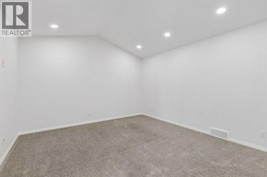 22 Lucas Terrace NW Calgary Alberta photo 20