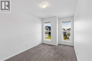 22 Lucas Terrace NW Calgary Alberta photo 27