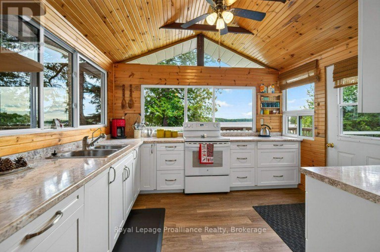 1077 PUKITIS TRAIL, Highlands East (Cardiff Ward), Ontario, K0L1A0