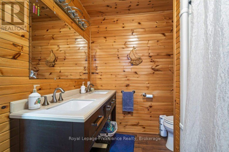 1077 PUKITIS TRAIL, Highlands East (Cardiff Ward), Ontario, K0L1A0