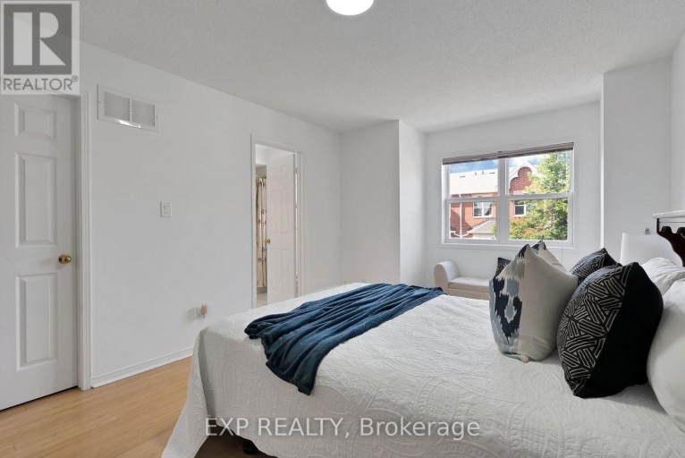 11 MAPLE PARK WAY, Markham (Milliken Mills West), Ontario, L6G1C5