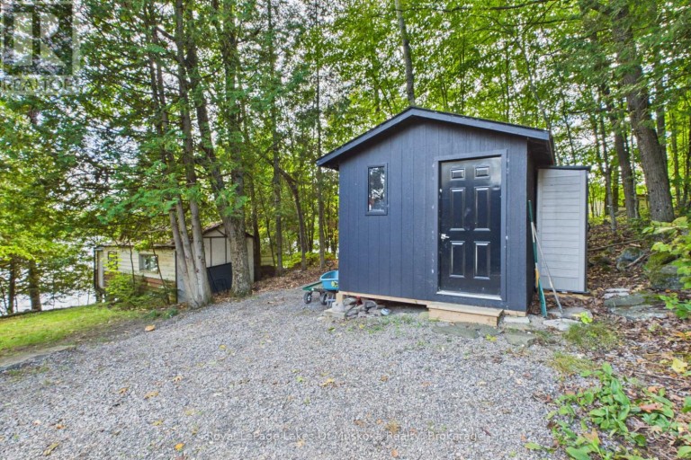 31 FELDSPAR ROAD, Magnetawan, Ontario, P0A1C0