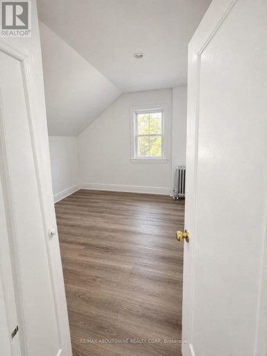 70 WELLINGTON STREET S, Hamilton (Corktown), Ontario, L8N2R1