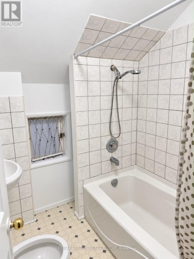 70 WELLINGTON STREET S, Hamilton (Corktown), Ontario, L8N2R1