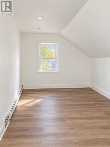 70 WELLINGTON STREET S, Hamilton (Corktown), Ontario, L8N2R1
