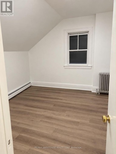 70 WELLINGTON STREET S, Hamilton (Corktown), Ontario, L8N2R1