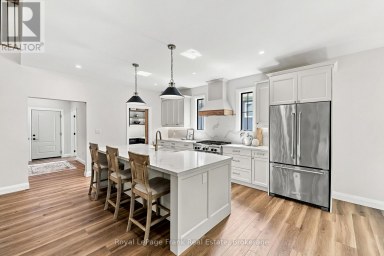 88 WALDWEG Scugog Ontario photo 14