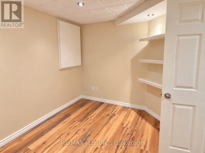 83 JOHN WALTER CRESCENT, Clarington (Courtice), Ontario, L1E2W7