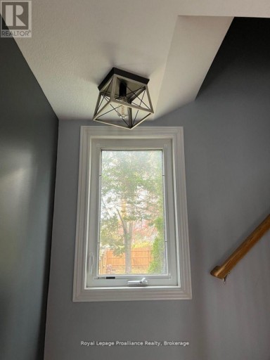 465 CANNIFTON ROAD, Belleville (Thurlow Ward), Ontario, K8N4Z6