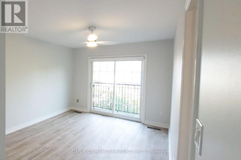 H11 - 76 - 1661 NASH ROAD, Clarington (Courtice), Ontario, L1E1S8